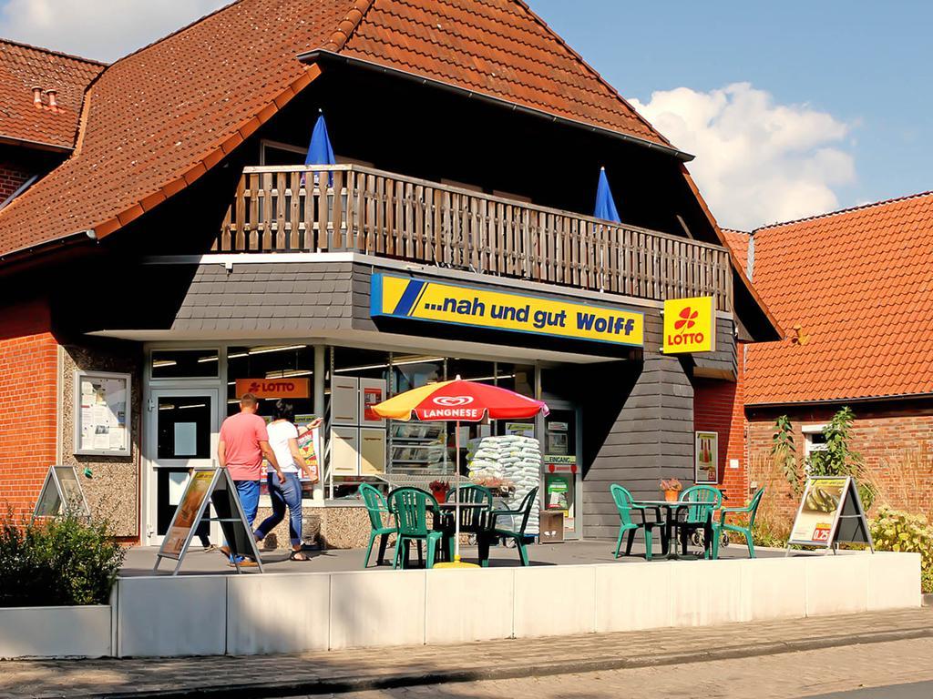 Hotel Zur Linde Kirchlinteln Esterno foto
